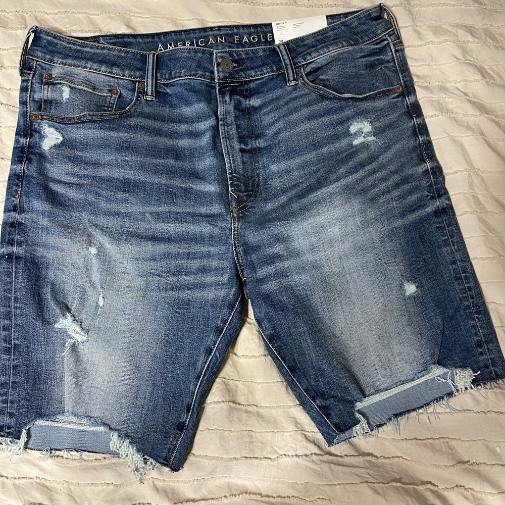 American Eagle men’s jean shorts